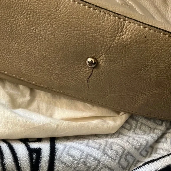 Gucci ❤️❤️ Tan Leather Women's Bag - Picture 4 of 10